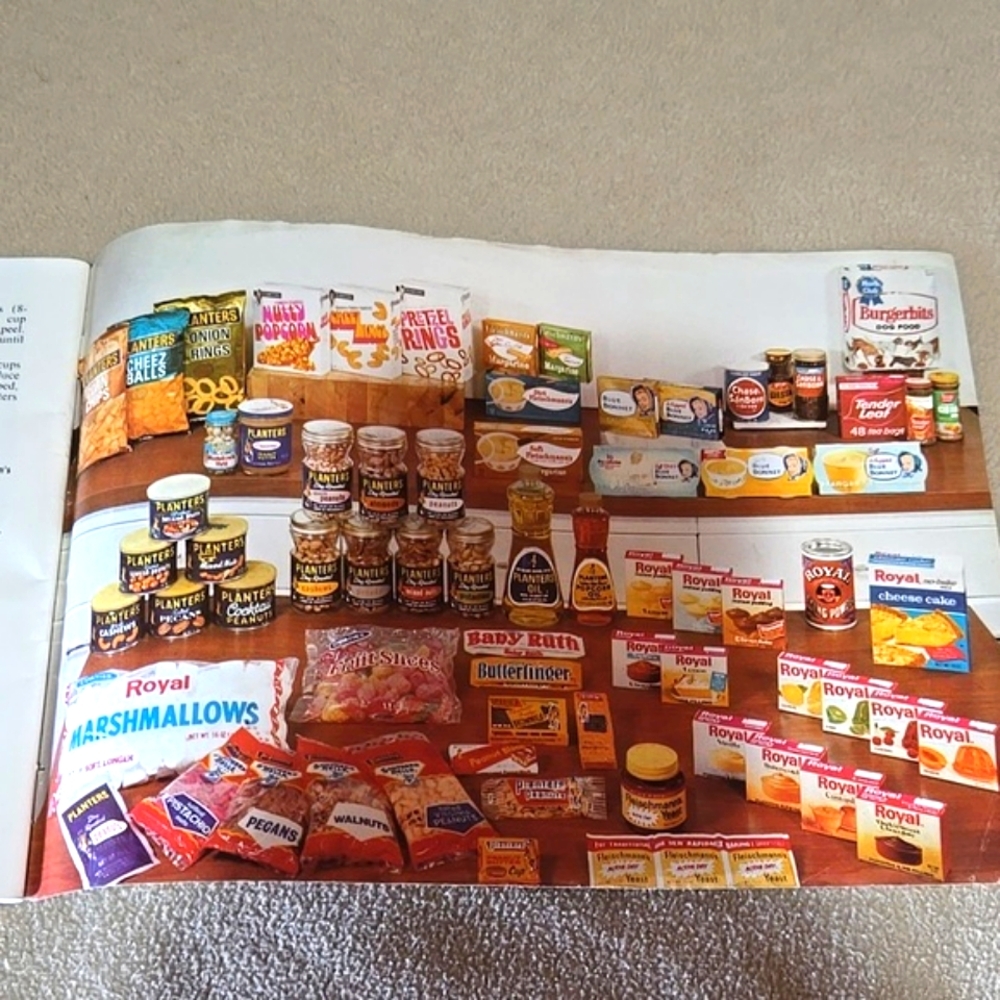 Fleischmann's 'Bake-It-Easy' Yeast Baking Pamphlet - Picture 9 of 9